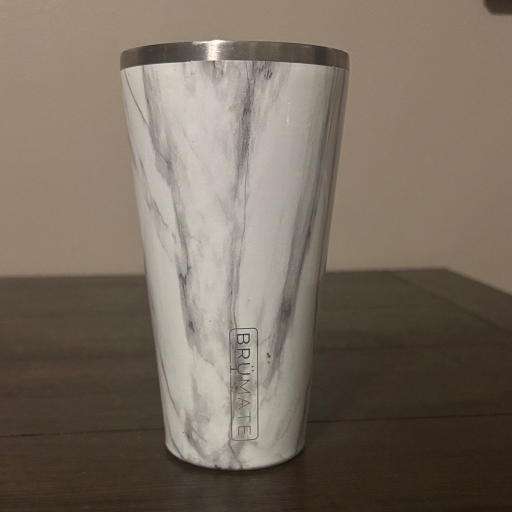 BrüMate White Marble Insulated Tumbler